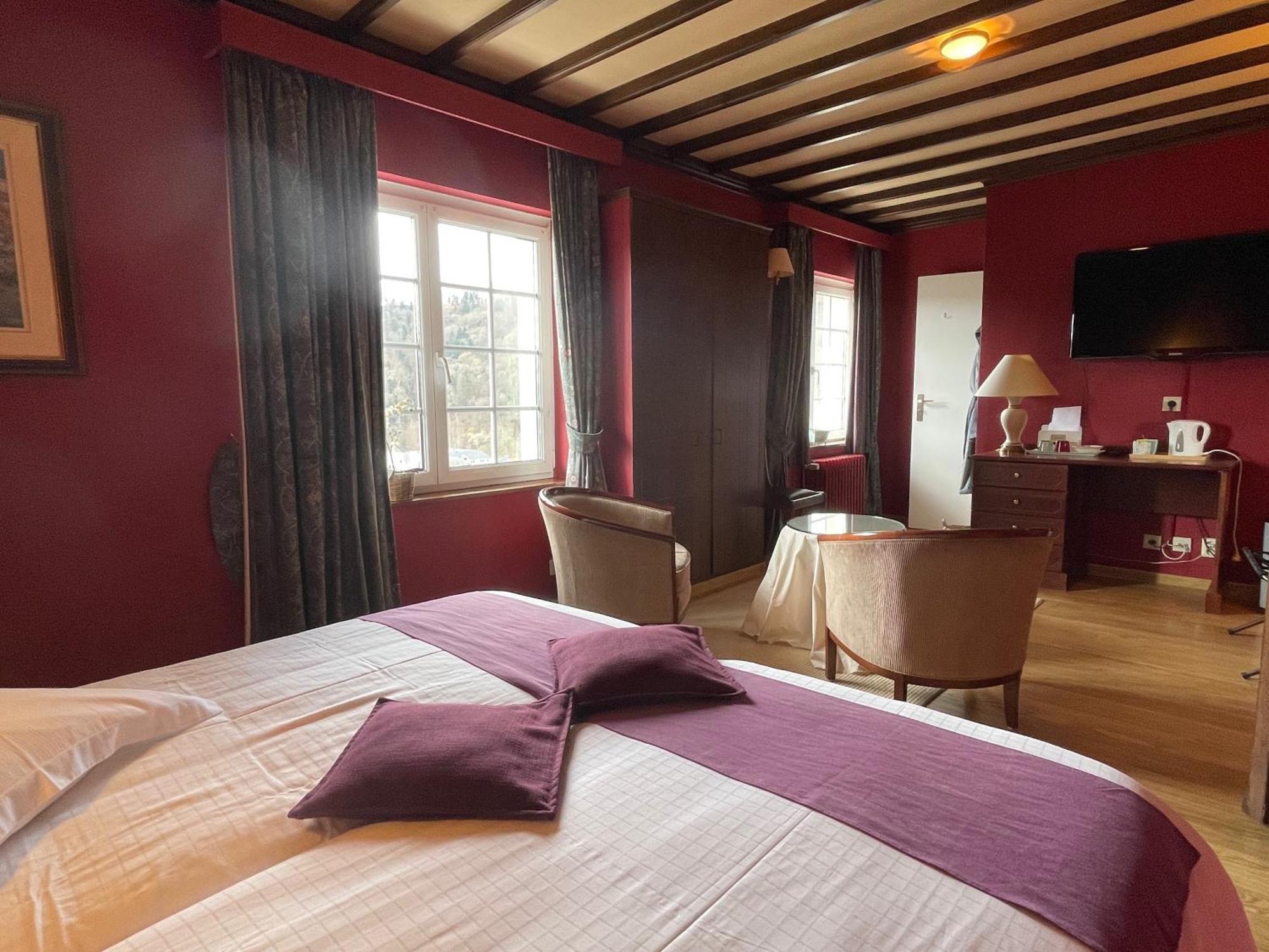 Le Cosy Hotel Бульон Экстерьер фото