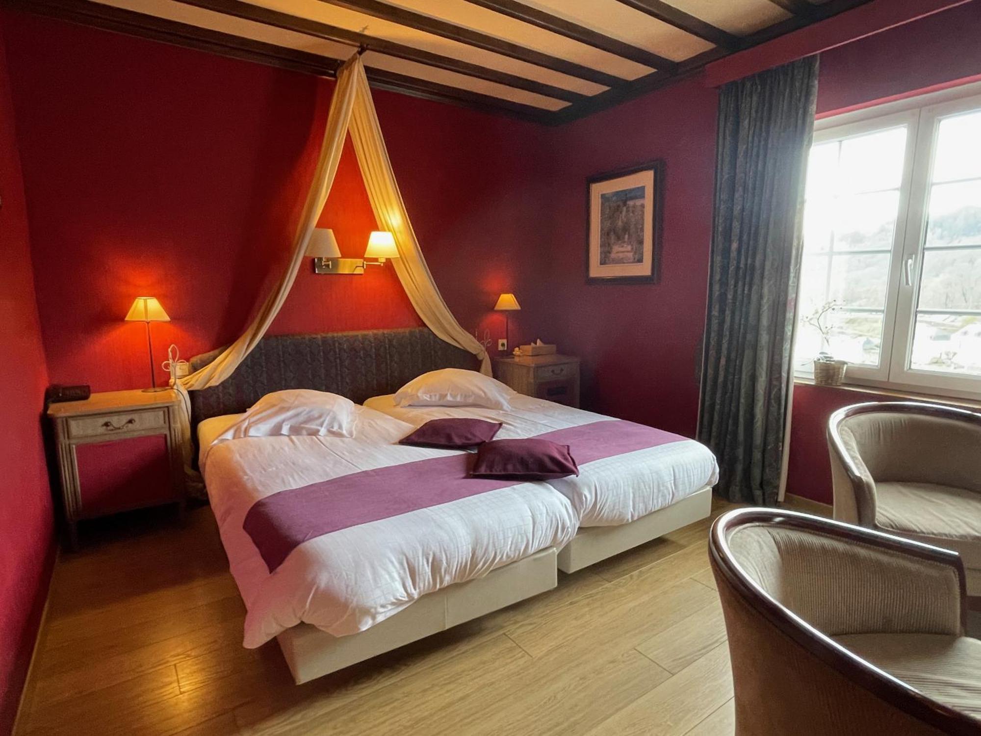 Le Cosy Hotel Бульон Экстерьер фото